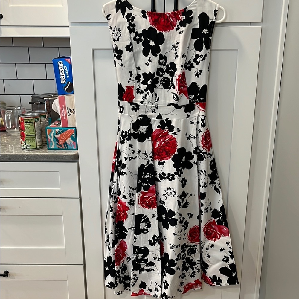 Floral Sleeveless Dress in Black, White, and Red